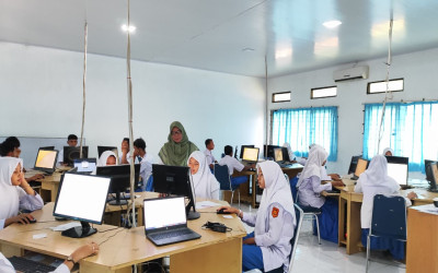 MAN 2 Aceh Barat Sukses Gelar ANBK 2025, Meski Ada Tantangan Jaringan